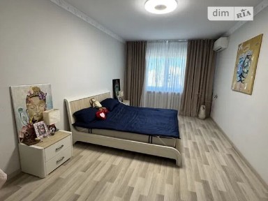 Довготривала оренда 3к квартири на вул. Срібнокільська 2А • ID 34186858