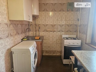 Павла Тичини проспект, мікрорайон Березняки, район Дніпровський, Київ, метро Лівобережна, просп. Павла Тичини 21 • ID 34165374