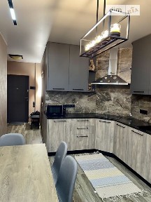 проспект Берестейський, район Шевченківський, Київ, метро Політехнічний інститут, просп. Берестейський 11 корпус 2 • ID 34154121