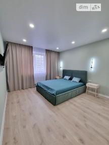 Студентська вулиця, район Південний, Рівне, вул. Студентська 28 • ID 34125286