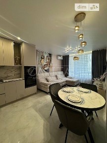 Причальна вулиця, Київ, вул. Причальна 12 • ID 34132262
