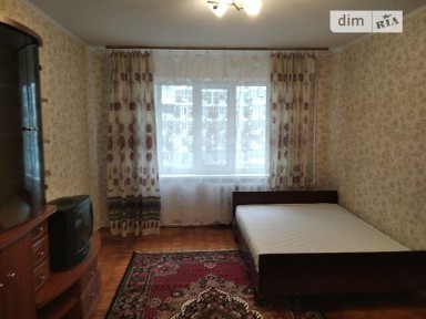 Довготривала оренда 2к квартири на просп. Червоної Калини • ID 33990966
