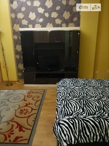 Довготривала оренда 1к квартири на вул. Плугова 10 • ID 33976005