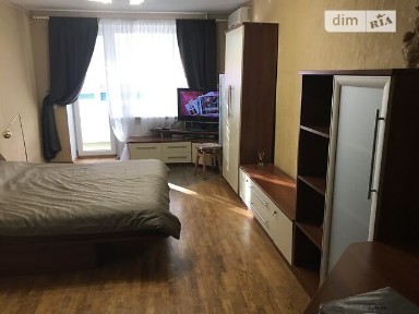 вулиця Ломаківська, мікрорайон Звіринець, район Печерський, Київ, метро Звіринецька (Дружби народів), вул. Ломаківська 4 • ID 33801764