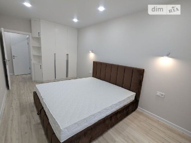 Студентська вулиця, район Південний, Рівне, вул. Студентська 24 • ID 33854577