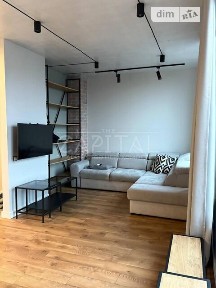 Салютна вулиця, район Шевченківський, Київ, вул. Салютна 2 • ID 33843642