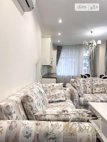 вулиця Коновальця Євгена, район Печерський, Київ, метро Палац Україна, вул. Коновальця Євгена 36В • ID 33800897