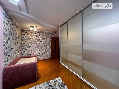 вулиця Архітектора Олега Петрова, мікрорайон Табірний, район Соборний, Дніпро, вул. Архітектора Олега Петрова 1А • ID 33787699
