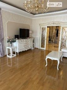 вулиця Юрія Іллєнка, мікрорайон Лук'янівка, район Шевченківський, Київ, метро Лук'янівська, вул. Юрія Іллєнка 18Б • ID 33749981