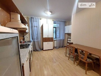 Довготривала оренда 2к квартири на пл. Катерининська 5 • ID 33685799