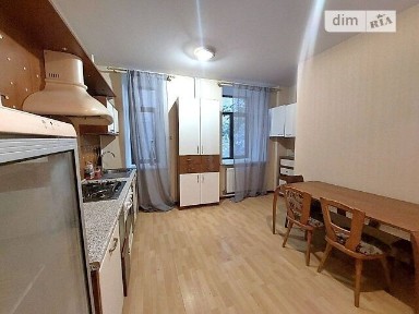 Довготривала оренда 2к квартири на пл. Катерининська 5 • ID 33685799