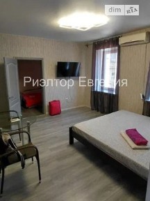 Довготривала оренда 2к квартири на вул. Базарна 38 • ID 33667138