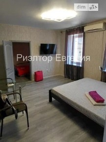Довготривала оренда 2к квартири на вул. Базарна 38 • ID 33667138