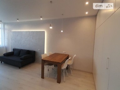 Перлинна вулиця, Лиманка, вул. Перлинна 8 • ID 33634883