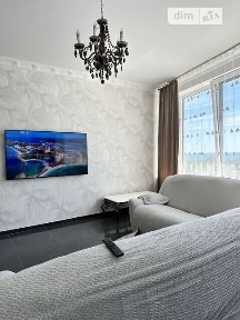 Довготривала оренда 3к квартири на вул. Літературна 1А • ID 33630251