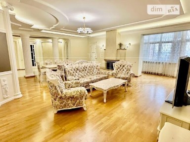 Паторжинського вулиця, Київ, вул. Паторжинського 14 • ID 33610345