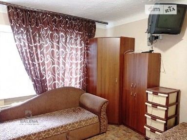 Академіка Доброхотова вулиця, мікрорайон Академмістечко, район Святошинський, Київ, метро Академмістечко, вул. Академіка Доброхотова 28 • ID 33542654