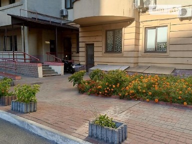 Дмитрівська вулиця, район Шевченківський, Київ, метро Вокзальна, вул. Дмитрівська 69 • ID 33480940