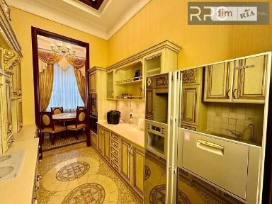 Заньковецької вулиця, мікрорайон Липки, район Печерський, Київ, метро Майдан Незалежності, вул. Заньковецької 7 • ID 33462893