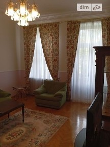 вулиця Євгена Чикаленка, район Шевченківський, Київ, метро Площа Українських Героїв (Льва Толстого), вул. Євгена Чикаленка 43А • ID 33409028