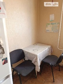 Шкільна вулиця, Петропавлівська Борщагівка, вул. Шкільна 15 • ID 33380953