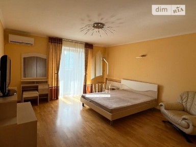 Стадіонна вулиця, мікрорайон Солом'янка, район Солом'янський, Київ, метро Вокзальна, вул. Стадіонна 6 • ID 33370507