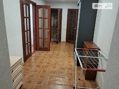 вулиця Степана Рудницького, район Голосіївський, Київ, вул. Степана Рудницького 9 • ID 33312832