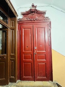 4 кімнатна квартира в австрійському будинку в центрі Львова, вулиця Верхратського Івана, Личаківський район