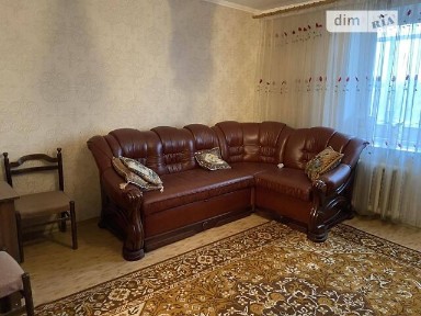продаж 3-кімнатної квартири на Нижній Польовій