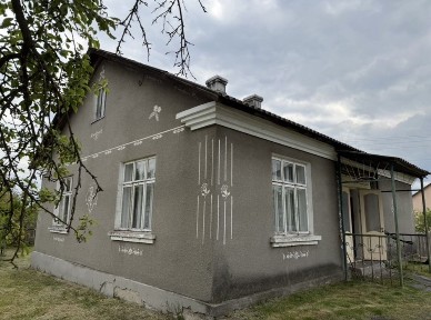 Продам цегляний будинкок