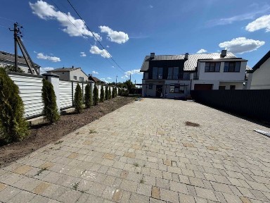 Продаж БЕЗ комісії! Котедж з ремонтом в с. Вислобоки