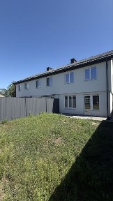 Продаж бокового таунхауса в районі Новомиколаївки