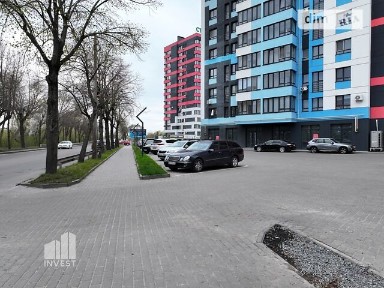 Продаж комерційного приміщення на вул. 24 Серпня 24А, площа 570 кв. м • ID 34650105