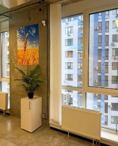 Бізнес-центр, офіс з меблями або без, 100м2, м. Славутич, 6 поверх
