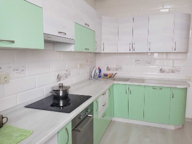 Продам 3 кімнатну квартиру, Кирило-Мефодівська 2, новий будинок.