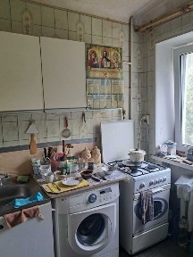 Продам 1 кімнатну квартиру вул. Скакуна 11 Відрадний масив Солом