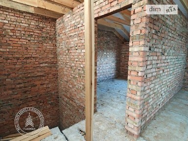 Продаж 2 поверхового дуплекса з ділянкою на 2.5 сотки, 110 кв. м, 4 кімнати, на вул. Генерала Шаповала 42 • ID 34655770