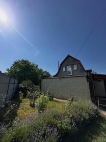 Продаж будинку с. Безугляки