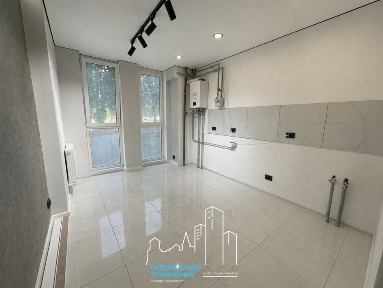 Продаж 1к квартири 41 кв. м на вул. Хмельницьке шосе 36, кв. 5 • ID 34704985