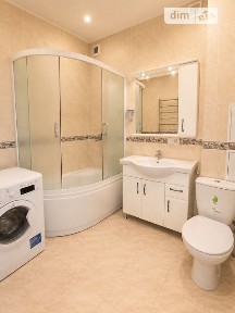 проспект Валерія Лобановського, район Солом'янський, Київ, метро Вокзальна, просп. Валерія Лобановського 29 • ID 34656175