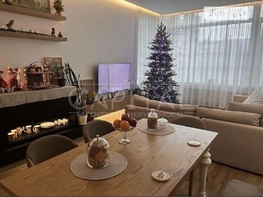 Продаж 3к квартири 80 кв. м на вул. Кирило-Мефодіївська 2 • ID 34712487