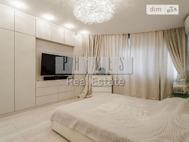 Продаж 3к квартири 122 кв. м на бул. Миколи Міхновського 14-16 • ID 34654964