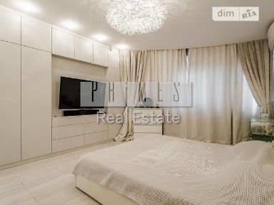 Продаж 3к квартири 122 кв. м на бул. Миколи Міхновського 14-16 • ID 34654964