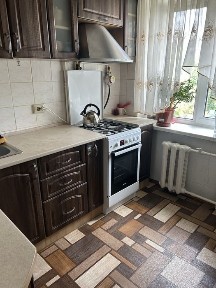 Київ, Подільський, вулиця Данила Щербаківського 64