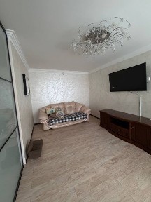 Продам 3-х кімнатну квартиру в новобудові, вул. Старотроїцька