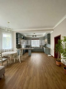 Оренда будинок 270м2 12 соток ГАЗ котеджне містечко Золоче Вишеньки