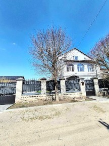 Продам гарний, доглянутий будинок для великої сім'ї+ 36 соток з/д.