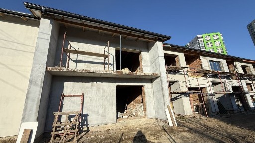 Продаж 2 пов. котеджу 120 м2/Бігова/Тракт Глинянський