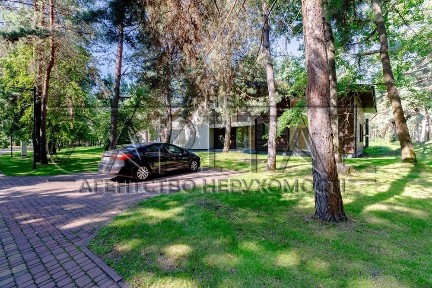 Продаж будинку у престижному КМ Гуд лайф 
