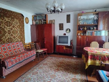 Продам частину будинку в районі Глобала